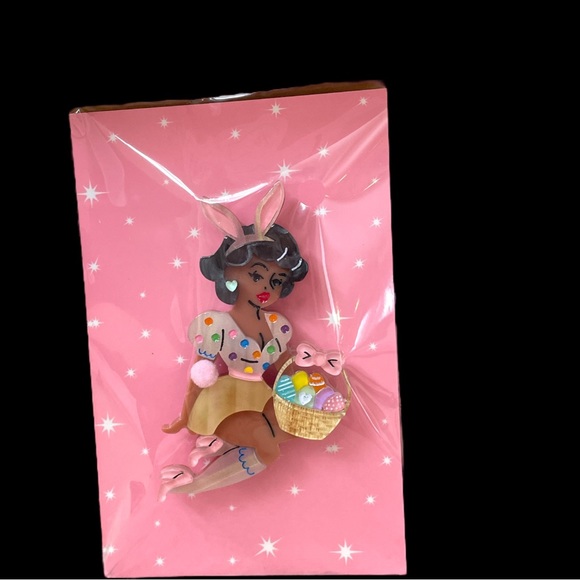 Bunny Belle Brooch by Lipstick & Chrome x Candy Doll Club-SABLE - Picture 3 of 4